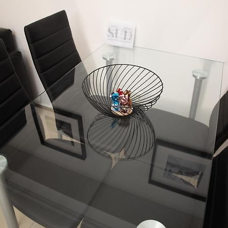 Nobel: Premium Two-Room Apartment In Bucharest'S City Center! Exterior foto
