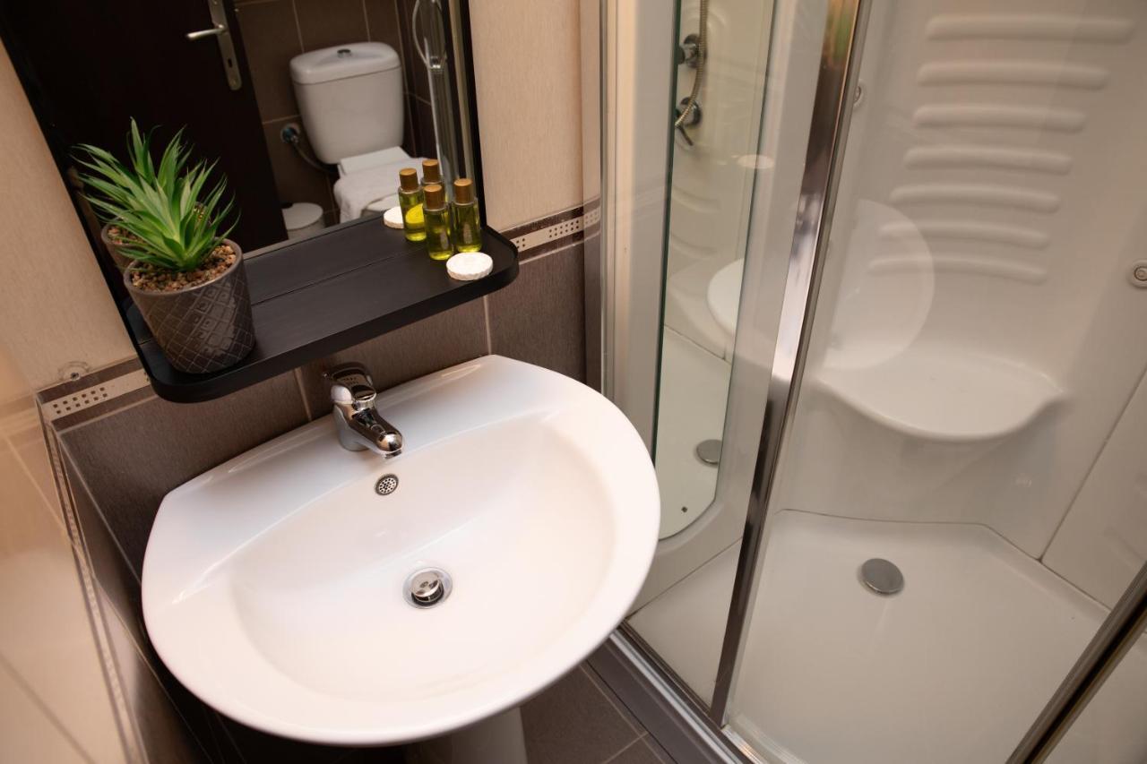 Nobel: Premium Two-Room Apartment In Bucharest'S City Center! Exterior foto